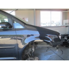 aripa fata Vw Touran 2.0tdi bkd aripa fata Vw Touran 2.0tdi bkd