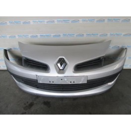 bara fata Renault Clio 1.2 bara fata Renault Clio 1.2