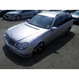 Vindem usa dreapta fata Mercedes e w211 an 2002-2009