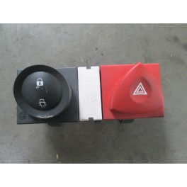 Vindem buton avarie 8200407416 1.5dci Megane 2 Vindem buton avarie 8200407416 1.5dci Megane 2