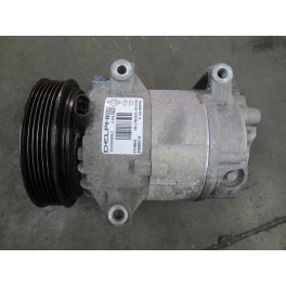 Vindem compresor clima 8200600110 1.5dci Megane 2 Vindem compresor clima 8200600110 1.5dci Megane 2