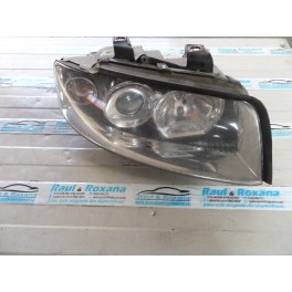 far dreapta Audi A4 2.0b alt far dreapta Audi A4 2.0b alt