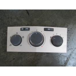 Vindem comanda ac 13269404 1.7cdti Opel Astra H z17dth Vindem comanda ac 13269404 1.7cdti Opel Astra H z17dth