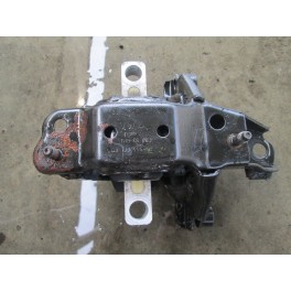 Vindem suport motor 6q0199555 1.9tdi Skoda Fabia 1 Vindem suport motor 6q0199555 1.9tdi Skoda Fabia 1