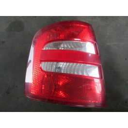 Vindem stop stanga 6y9945111b 1.9tdi Skoda Fabia 1 Vindem stop stanga 6y9945111b 1.9tdi Skoda Fabia 1