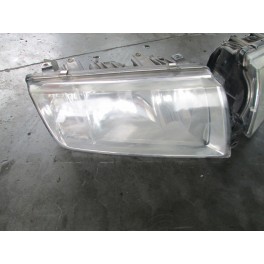 Vindem far dreapta 1.9tdi Skoda Fabia 1 Vindem far dreapta 1.9tdi Skoda Fabia 1