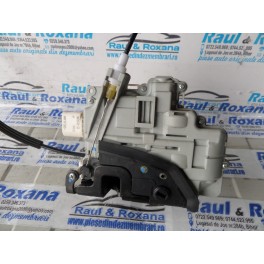 broasca dreapta fata Audi A4 2.0tdi cag broasca dreapta fata Audi A4 2.0tdi cag
