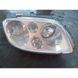 far dreapta 1t0941006e Vw Touran bkd 2.0tdi far dreapta 1t0941006e Vw Touran bkd 2.0tdi