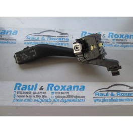 maneta semnalizare 1k0953513f Skoda Octavia maneta semnalizare 1k0953513f Skoda Octavia