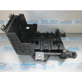 carcasa baterie 1k0315333c Skoda Octavia an 2004-2008 carcasa baterie 1k0315333c Skoda Octavia an 2004-2008