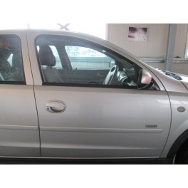 usa fata Opel Corsa C 1.3cdti 2006 usa fata Opel Corsa C 1.3cdti 2006