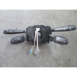 Vindem bloc semnalizare cod 96660140 1.6hdi Peugeot 307 9hz Vindem bloc semnalizare cod 96660140 1.6hdi Peugeot 307 9hz