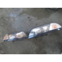 Vindem far stanga cu semnalizator Bmw 320d 136cp an 1999-2005 Vindem far stanga cu semnalizator Bmw 320d 136cp an 1999-2005
