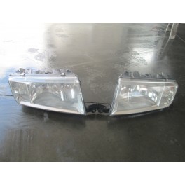 Vindem far dreapta 1.9tdi 74kw an 1999-2008 Vindem far dreapta 1.9tdi 74kw an 1999-2008