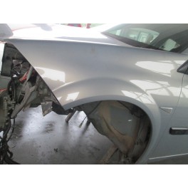 Vindem aripa stanga fata Renault Megane 2 an 2003-2008 Vindem aripa stanga fata Renault Megane 2 an 2003-2008